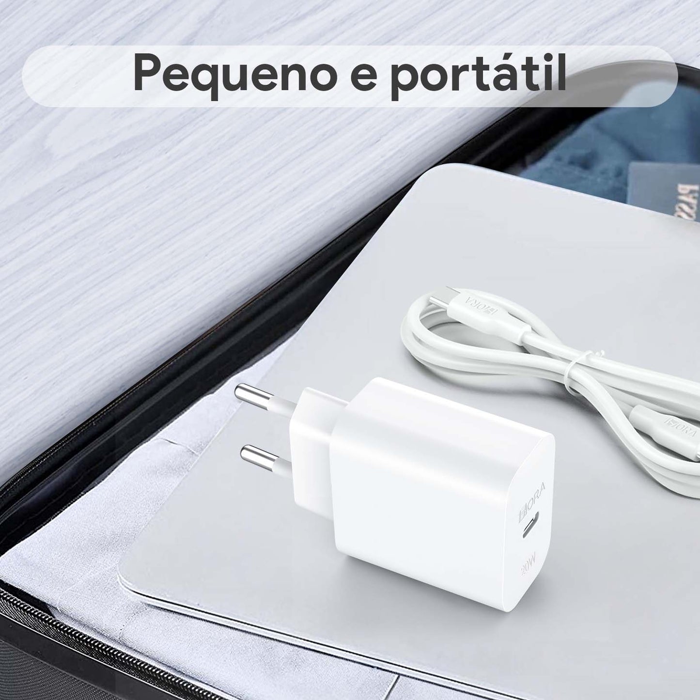 Carregador Turbo 20W da 1HORA sendo usado em casa ou escritório com celular Android